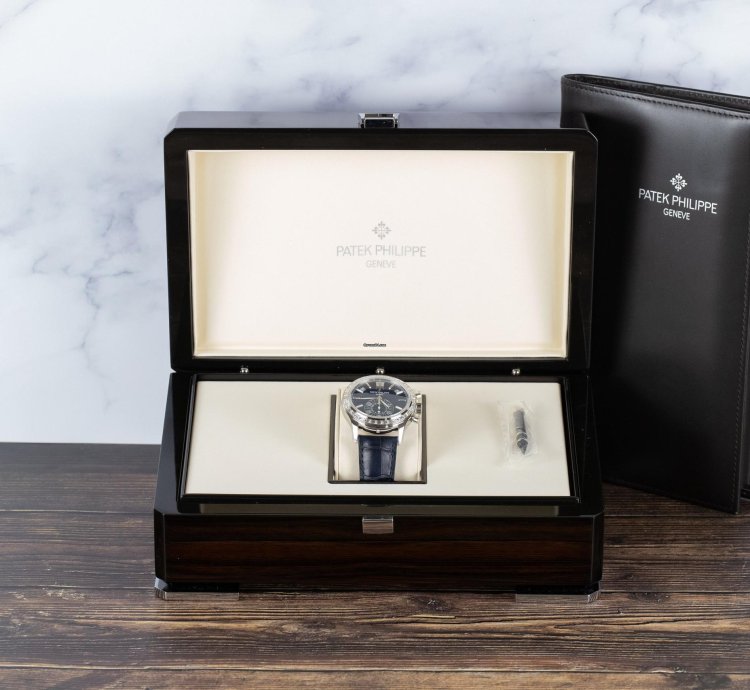 Patek Philippe Annual Calendar Chronograph 5961p Complications Annual Calendar Chronograph