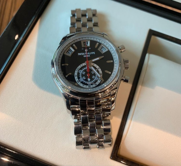 Patek Philippe Annual Calendar Chronograph Black Dial Stainless Steel 40 52018 - 5960 1a-010