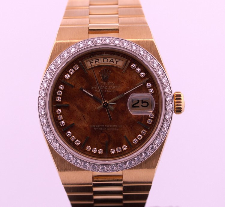 Rolex Day-date Oysterquartz Factory Platinum Diamond Bezel