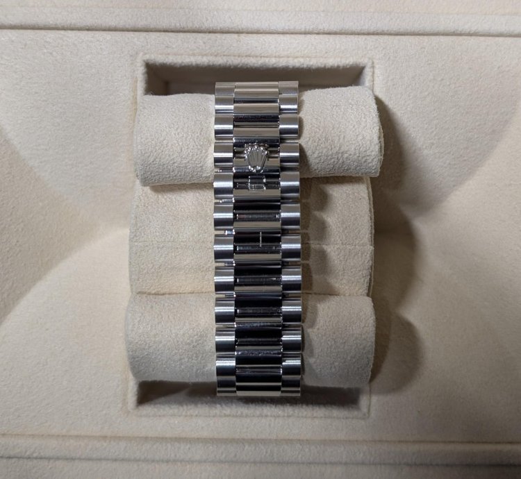Rolex Day-date Platinum Ice Blue 2024 New Dial