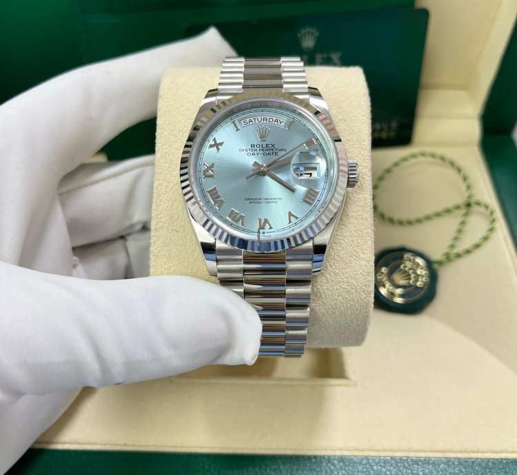 Rolex Day-date Platinum Ice Blue Roman Dial President Bracelet 128236