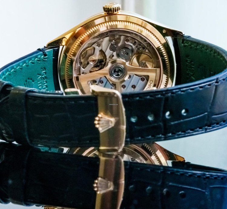 Rolex 1908 Yellow Gold Black Alligator Strap