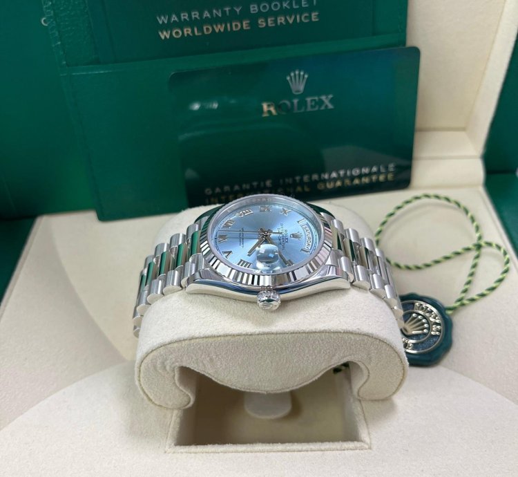 Rolex Day-date Platinum Ice Blue Roman Dial President Bracelet 128236
