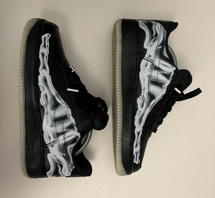Nike Air Force 1 Low Black Skeleton Halloween