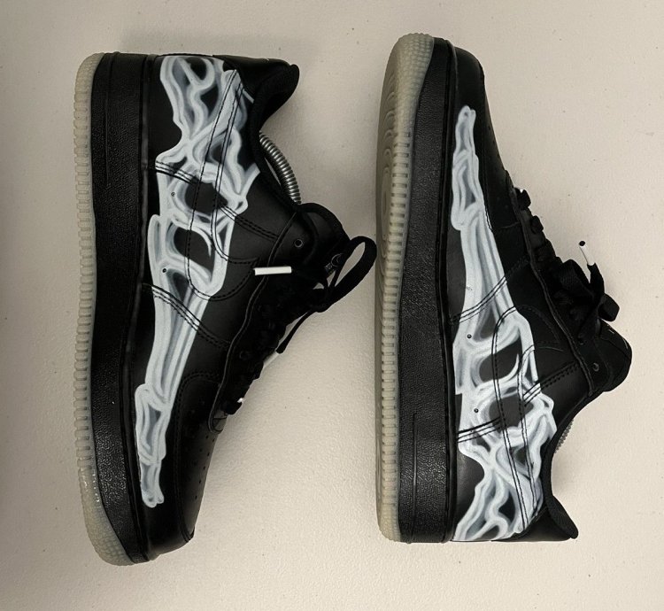 Nike Air Force 1 Low Black Skeleton Halloween