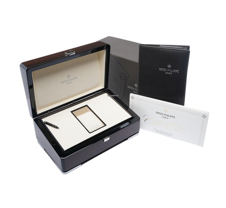 Patek Philippe Annual Calendar Chronograph Complication Annual Calendar Chronograph 5960 01g-001 Belt Not Included