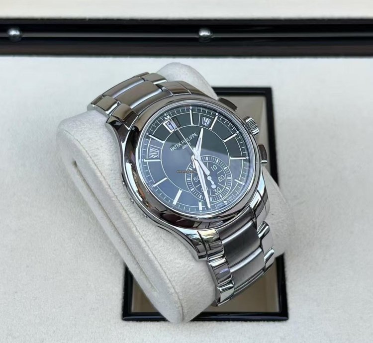 Patek Philippe Annual Calendar Chronograph Complications
