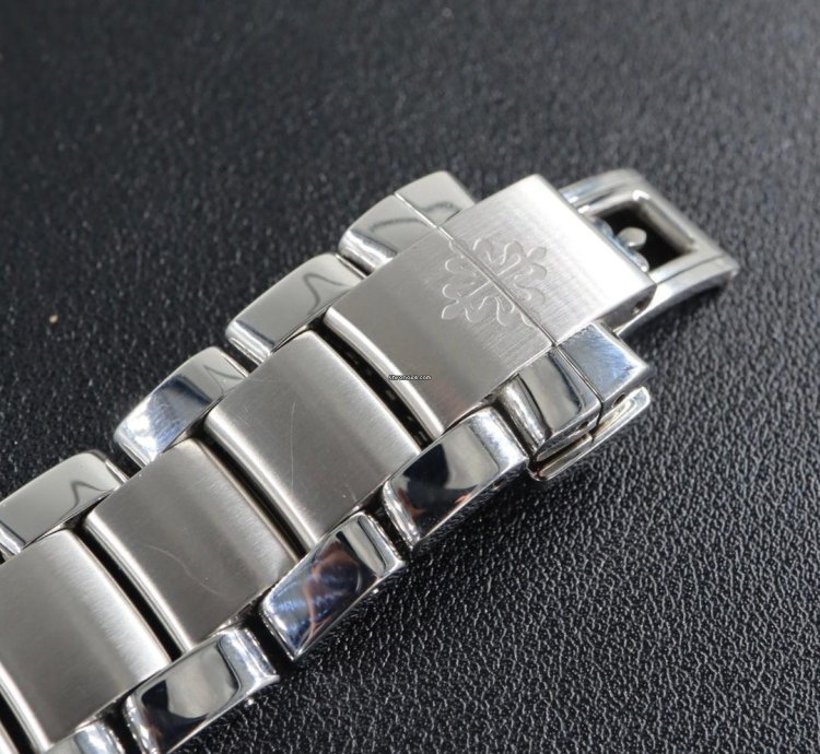 Patek Philippe Annual Calendar Chronograph Complications
