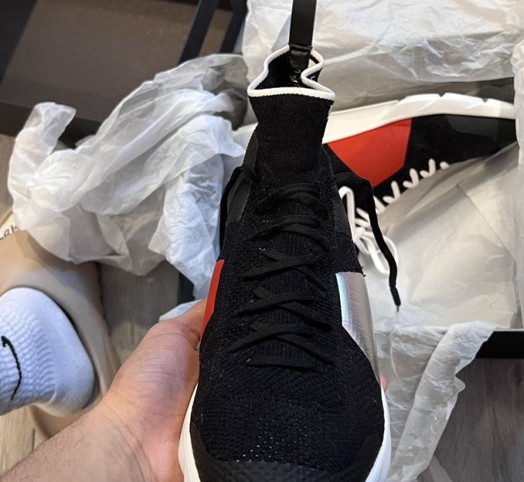 Christian Dior High Top Sneaker