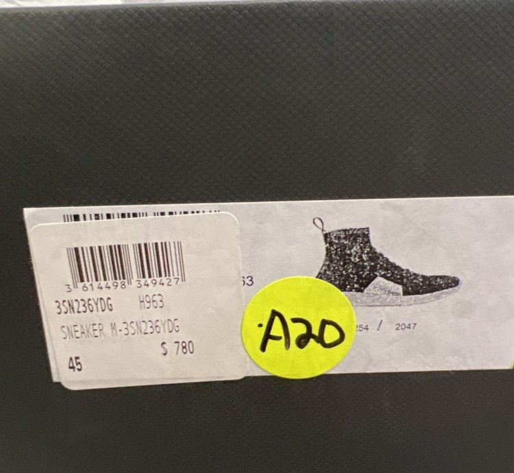 Christian Dior High Top Sneaker