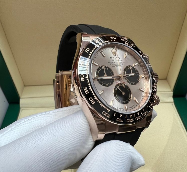 Rolex Daytona 2025 New Daytona Everose Gold Sundust Oysterflex