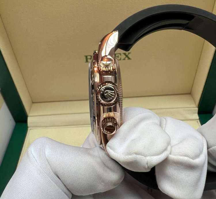 Rolex Daytona 2025 New Daytona Everose Gold Sundust Oysterflex