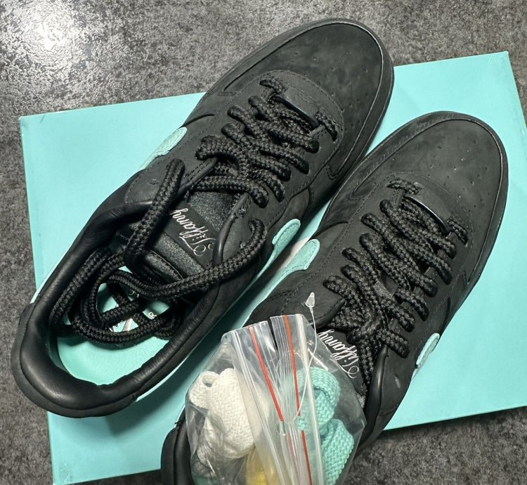 Nike Air Force 1 Low Tiffany Co 1837 Size 8