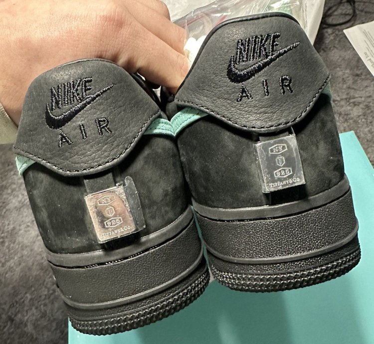 Nike Air Force 1 Low Tiffany Co 1837 Size 8
