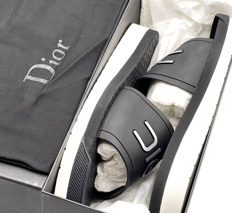 Christian Dior Sorayama Slides