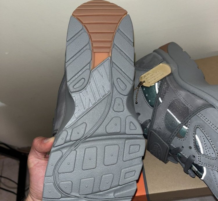 Nike Air Huarache Corteiz Gully Grey