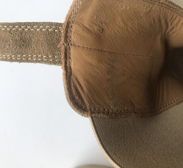 Crepe Suede Point-toe Chelsea Boots