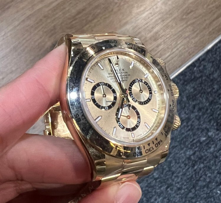 Rolex Daytona 2025 New Daytona Yellow Gold Champagne Golden Dial