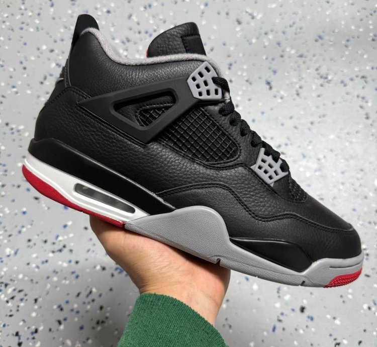 Nike Air Jordan 4 Retro Bred Reimagined - Size 10 5 Men