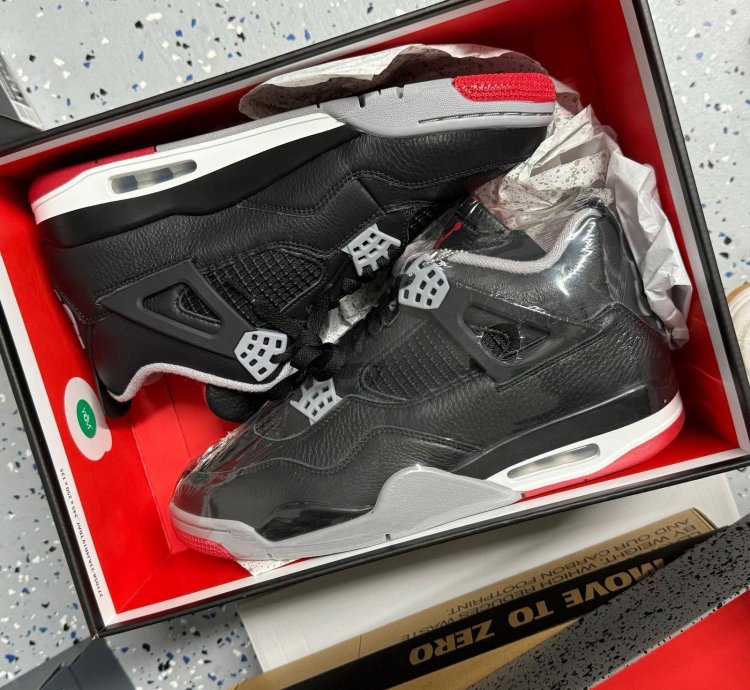 Nike Air Jordan 4 Retro Bred Reimagined - Size 10 5 Men
