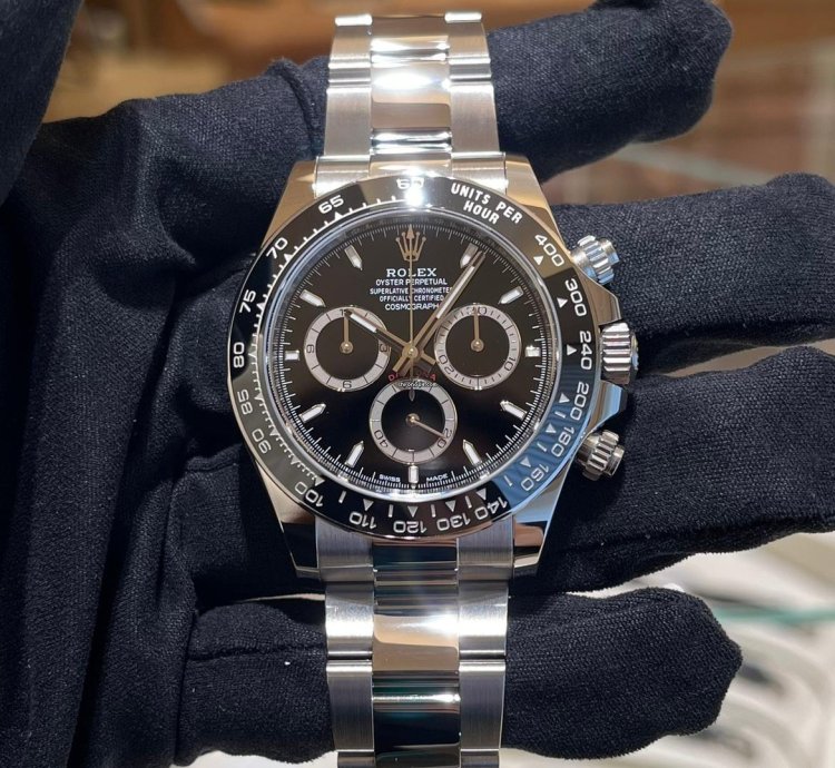 Rolex Daytona warranty Dated In Oct 2024