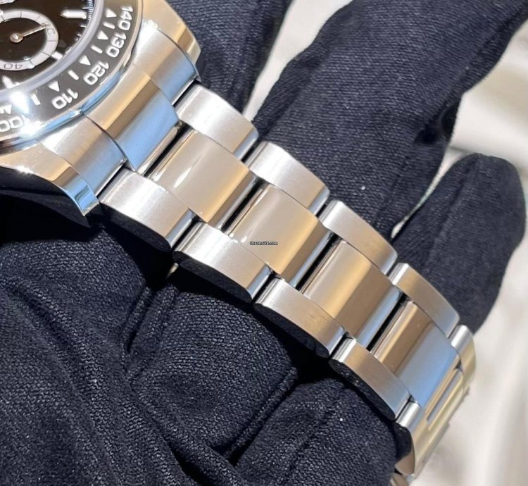 Rolex Daytona warranty Dated In Oct 2024