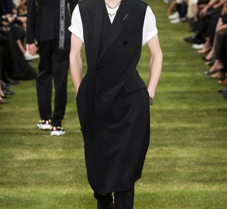 Dior - Kris Van Assche - 18 - B22