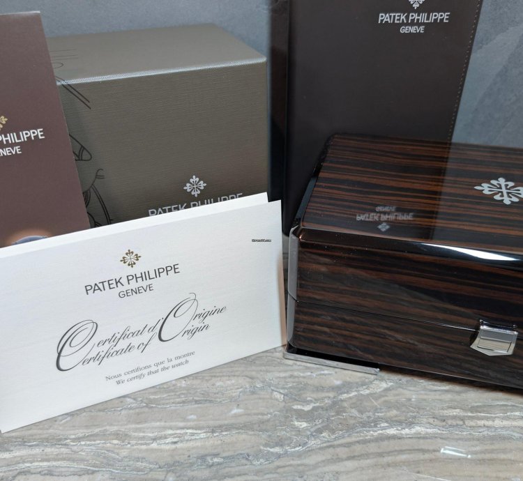 Patek Philippe Annual Calendar Chronograph Flyback Chrono Discontinued 5960r-001 Full Set