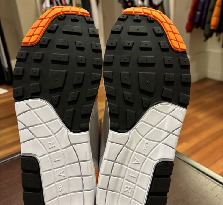 Nike Air Max 1 Anniversary Orange 2020