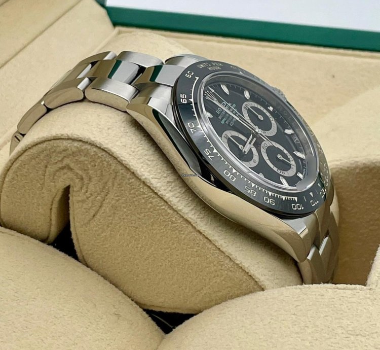 Rolex Daytona 116500ln Automatic 2022 Steel Like New Unworn
