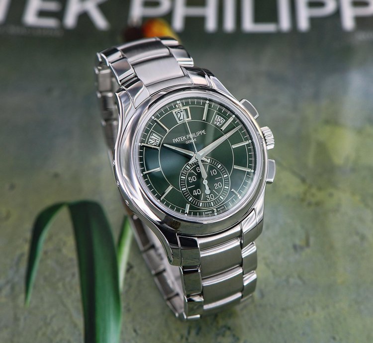 Patek Philippe Annual Calendar Chronograph Flyback Chronograph Annual Calendar Ref 5905 1a Olive Green Dial Full Set 2024
