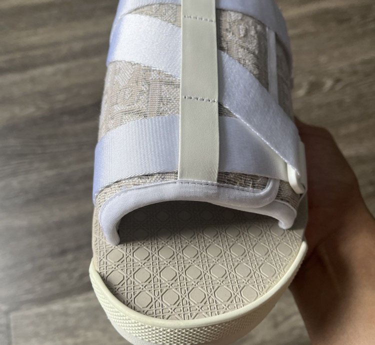 Dior Alpha Slide Off White