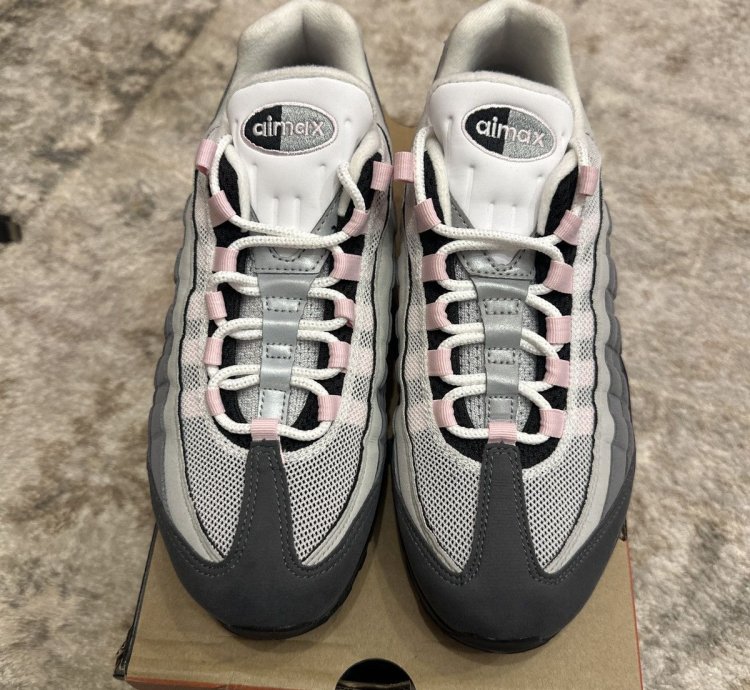 Nike Air Max 95 - Gunsmoke Pink Foam