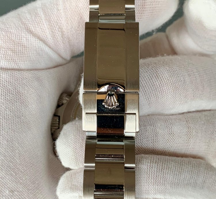 Rolex Daytona 116500ln Black Dial Full Set 2022 Never Worn
