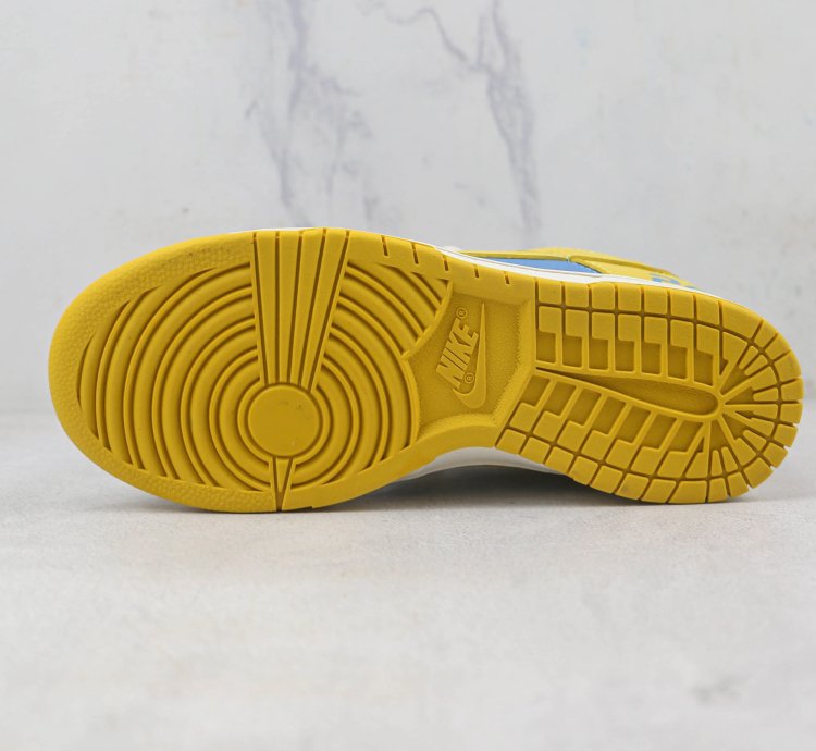 Nike Sb Dunk Low X Kobe Bryant Yellow Blue Sneakers