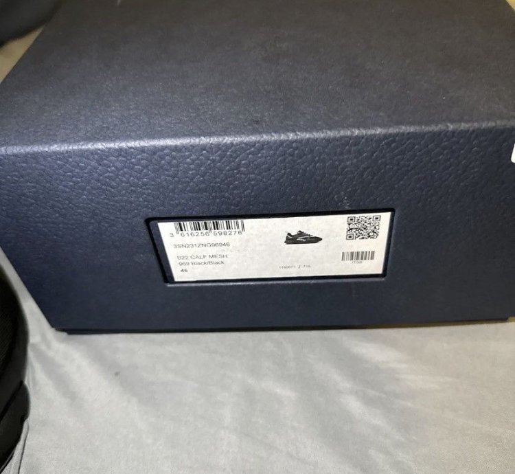 Dior B22 Black