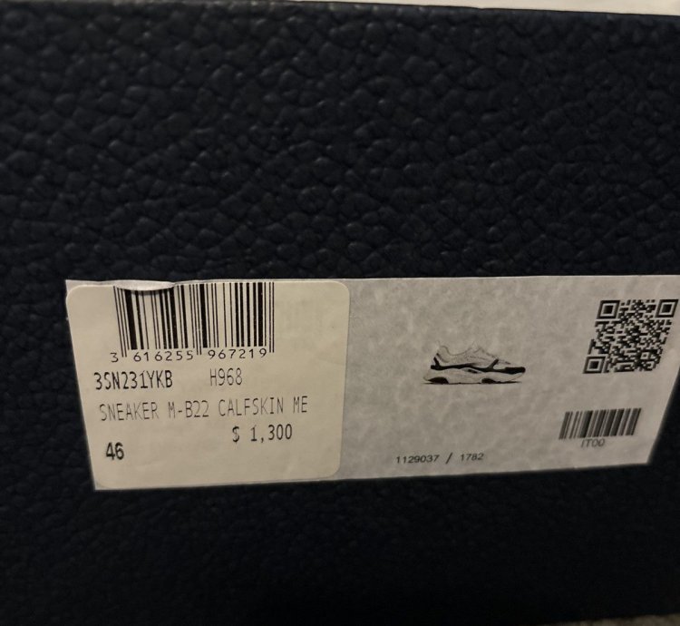 Dior B22 Black And White