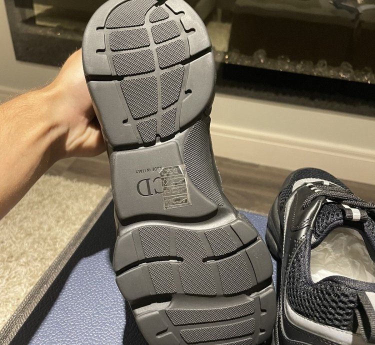 Dior B22 Black Size 42 Eu