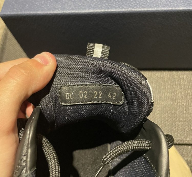 Dior B22 Black Size 42 Eu