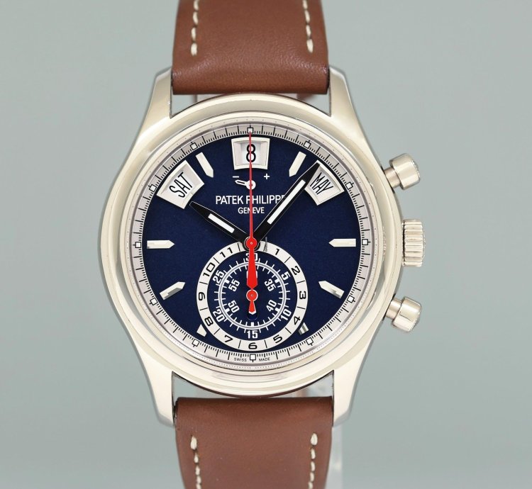 Patek Philippe Annual Calendar Chronograph Papers Mint 5960g White Gold Chrono Blue Calendar 40 5mm Watch