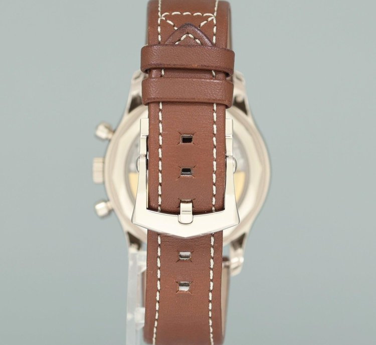 Patek Philippe Annual Calendar Chronograph Papers Mint 5960g White Gold Chrono Blue Calendar 40 5mm Watch