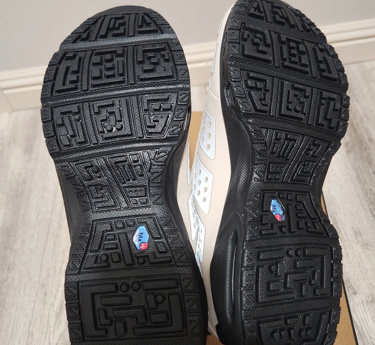 Nike Air Max Sunder Phantom Black women Obscura