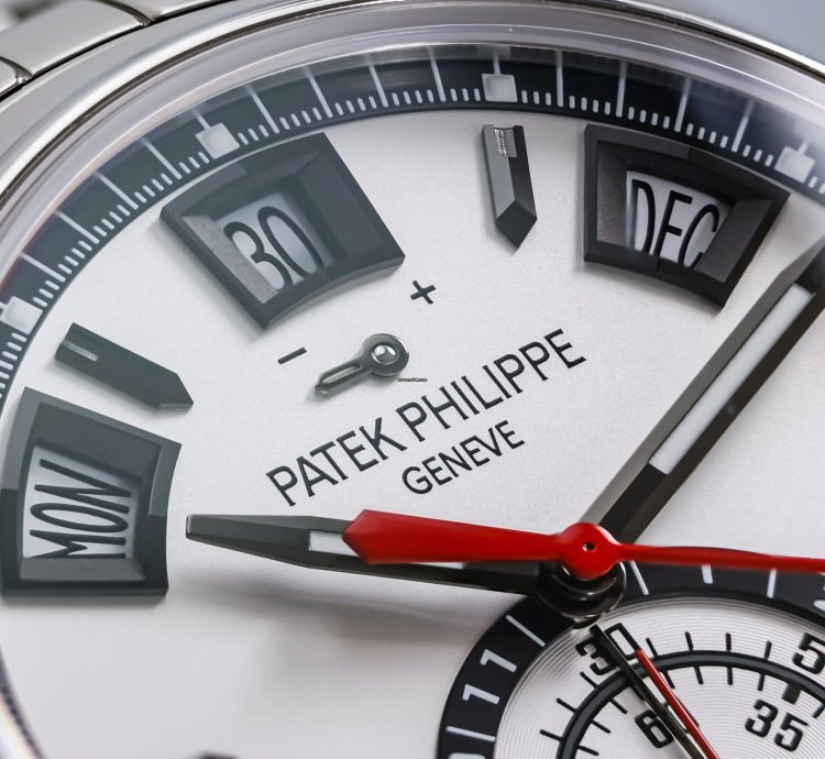 Patek Philippe Annual Calendar Chronograph Ref 5960-1a-001 Box Papers Bj-2015 Service Dec 2024