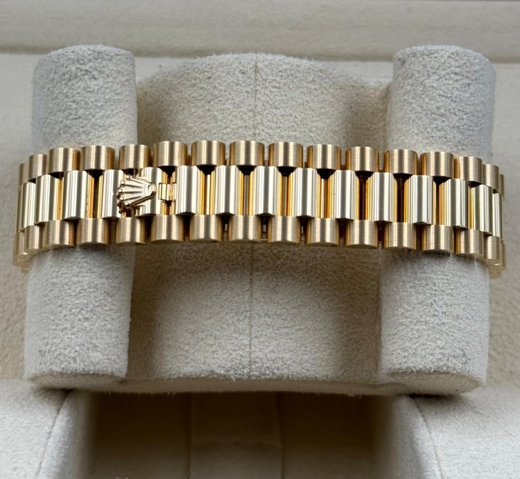 Rolex Datejust 31 31mm Diamond Bezel Mop Dial Yellow Gold 278288rbr Unworn 2024