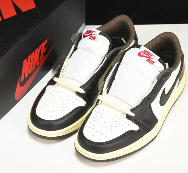Travis Scott X Air Jordan 1 Low dark Mocha