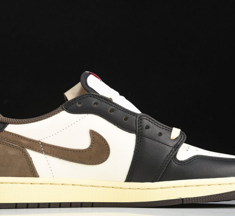 Travis Scott X Air Jordan 1 Low dark Mocha