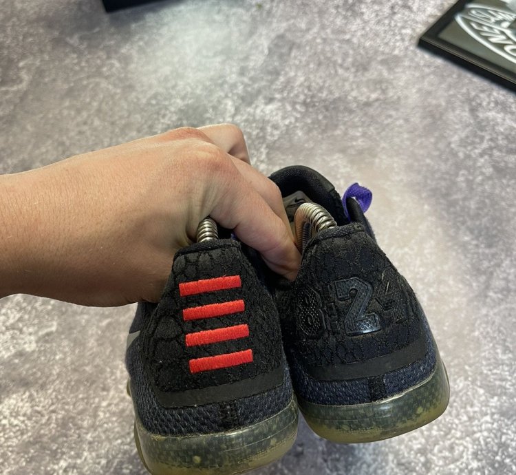 2016 Nike Kobe 11 Xi Elite Low - Eulogy Hyper Grape Black