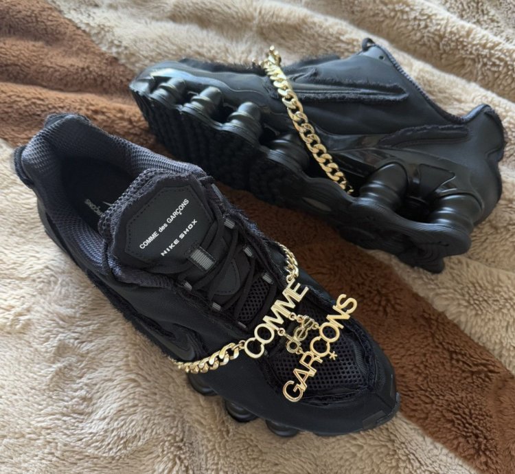 Nike Comme Des Garcon Shox