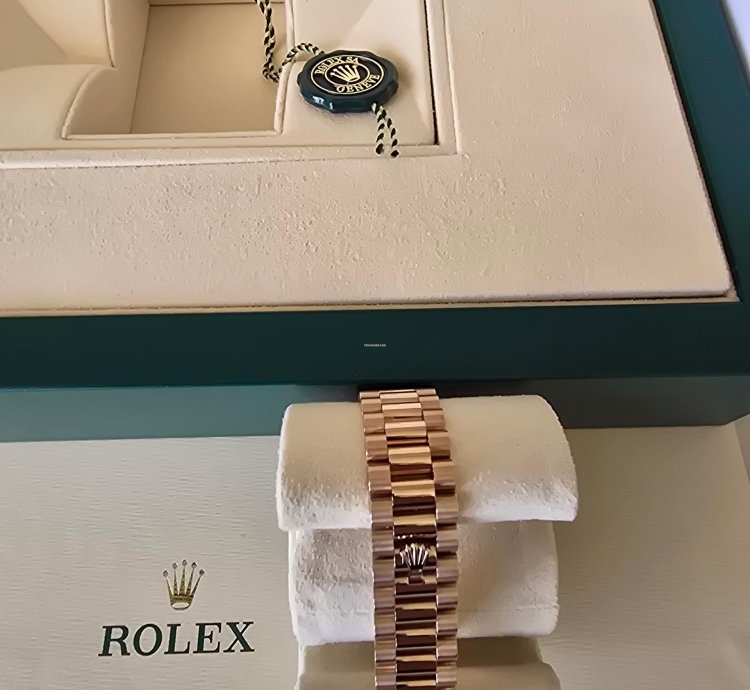 Rolex Datejust 31 Brand New With Rolex Diamonds With Full Box And Accessorie