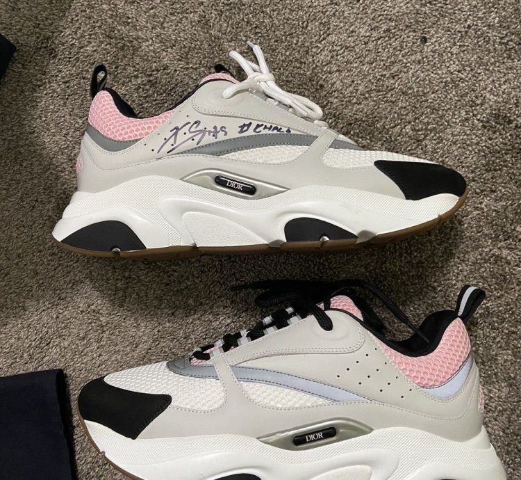 Dior B22 Signed By Kevin Gates